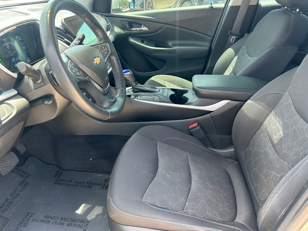 Used 2017 Chevrolet Volt LT FWD image 11