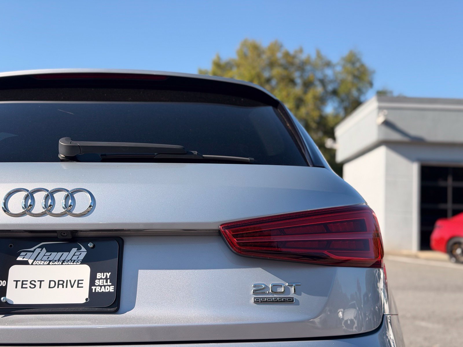 Used 2018 Audi Q3 2.0T Premium Plus w/ Premium Plus Package AWD/4WD image 10
