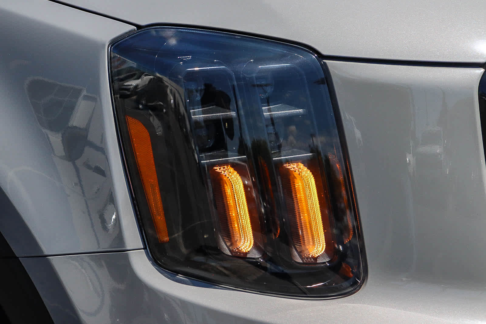 Used 2024 Kia Telluride EX X-Line AWD/4WD image 4