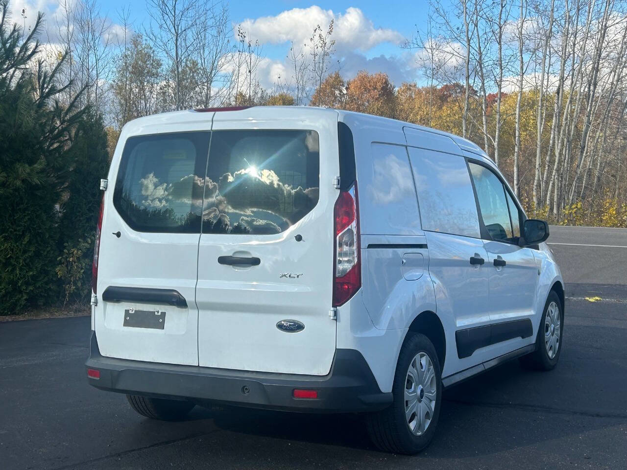 Used 2019 Ford Transit Connect XL image 4