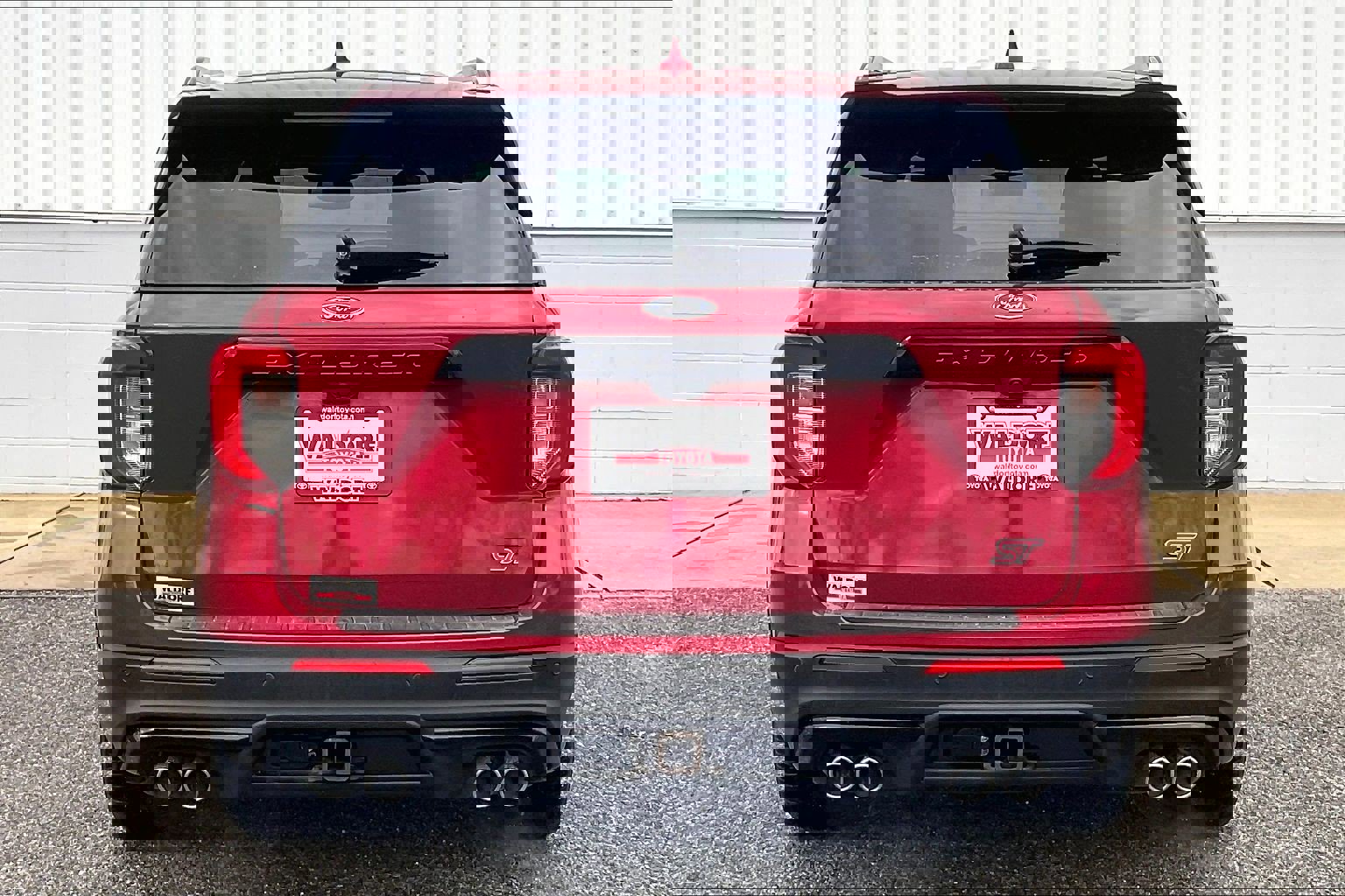 Used 2020 Ford Explorer ST w/ ST Street Pack image 5