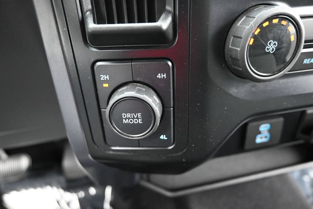 Used 2023 Ford F150 XLT AWD/4WD image 30