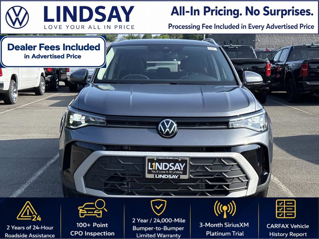 Certified 2025 Volkswagen Taos SE w/ Panoramic Sunroof Package AWD/4WD image 5