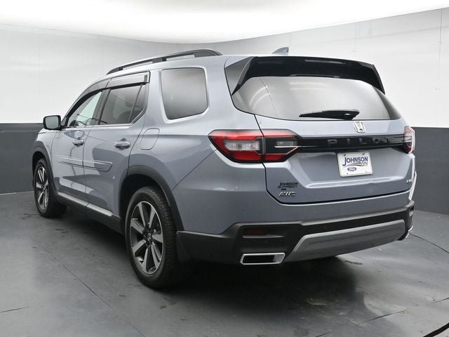 Used 2023 Honda Pilot Elite image 8