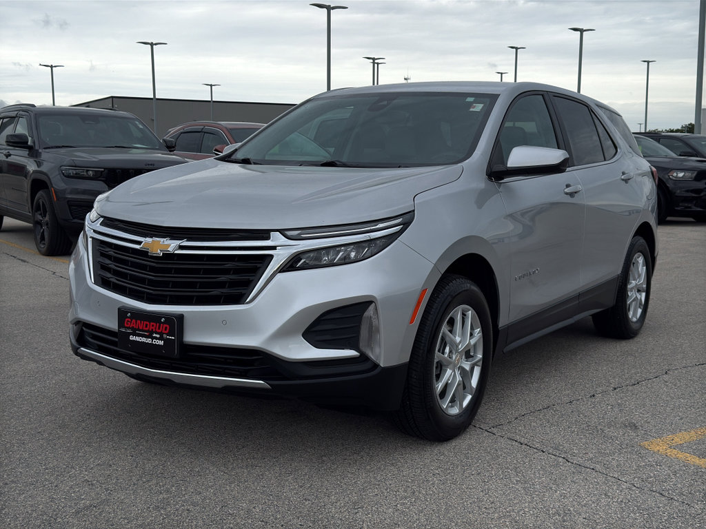 Used 2022 Chevrolet Equinox LT AWD/4WD image 2