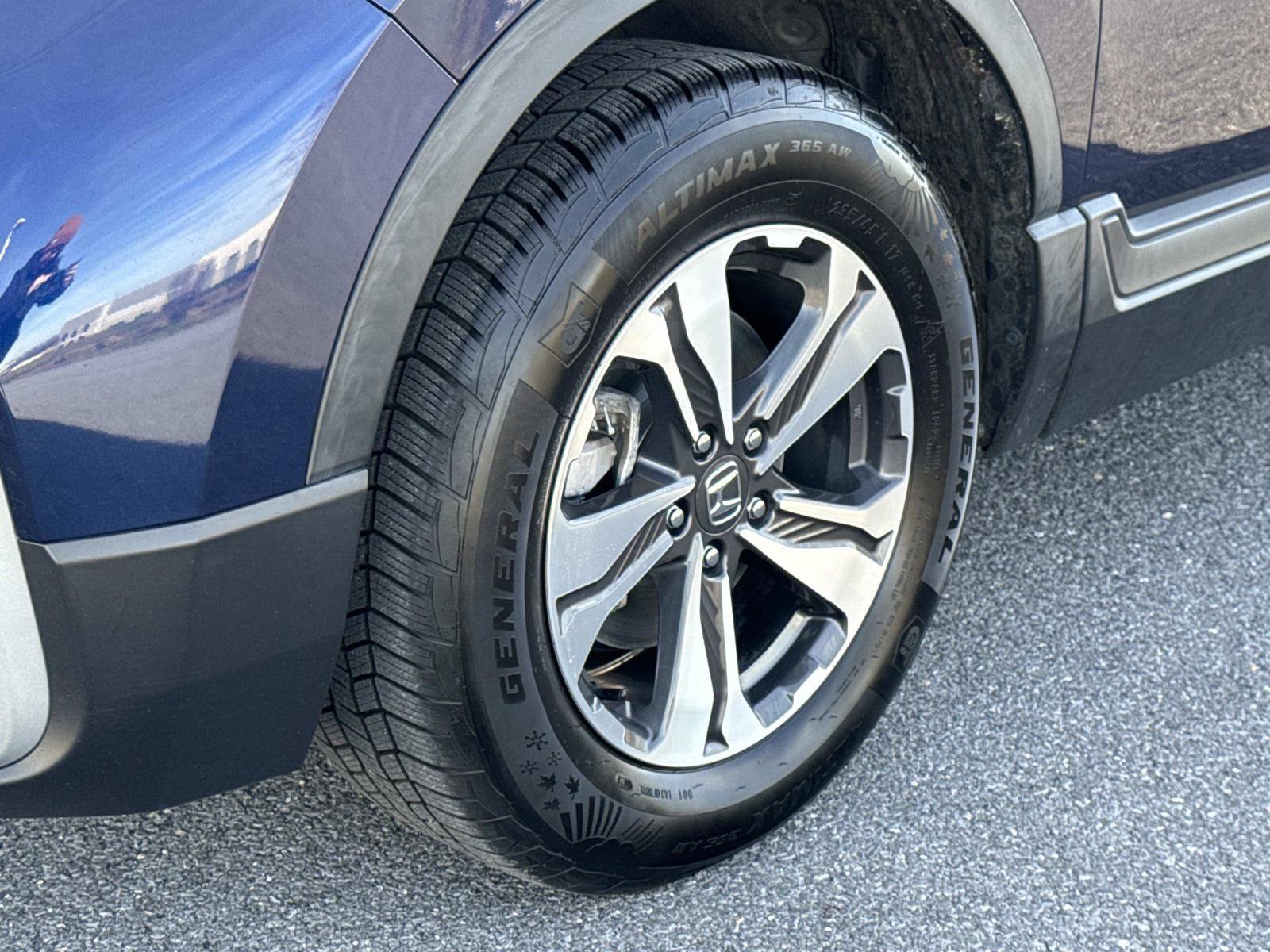 Used 2020 Honda CR-V LX image 29