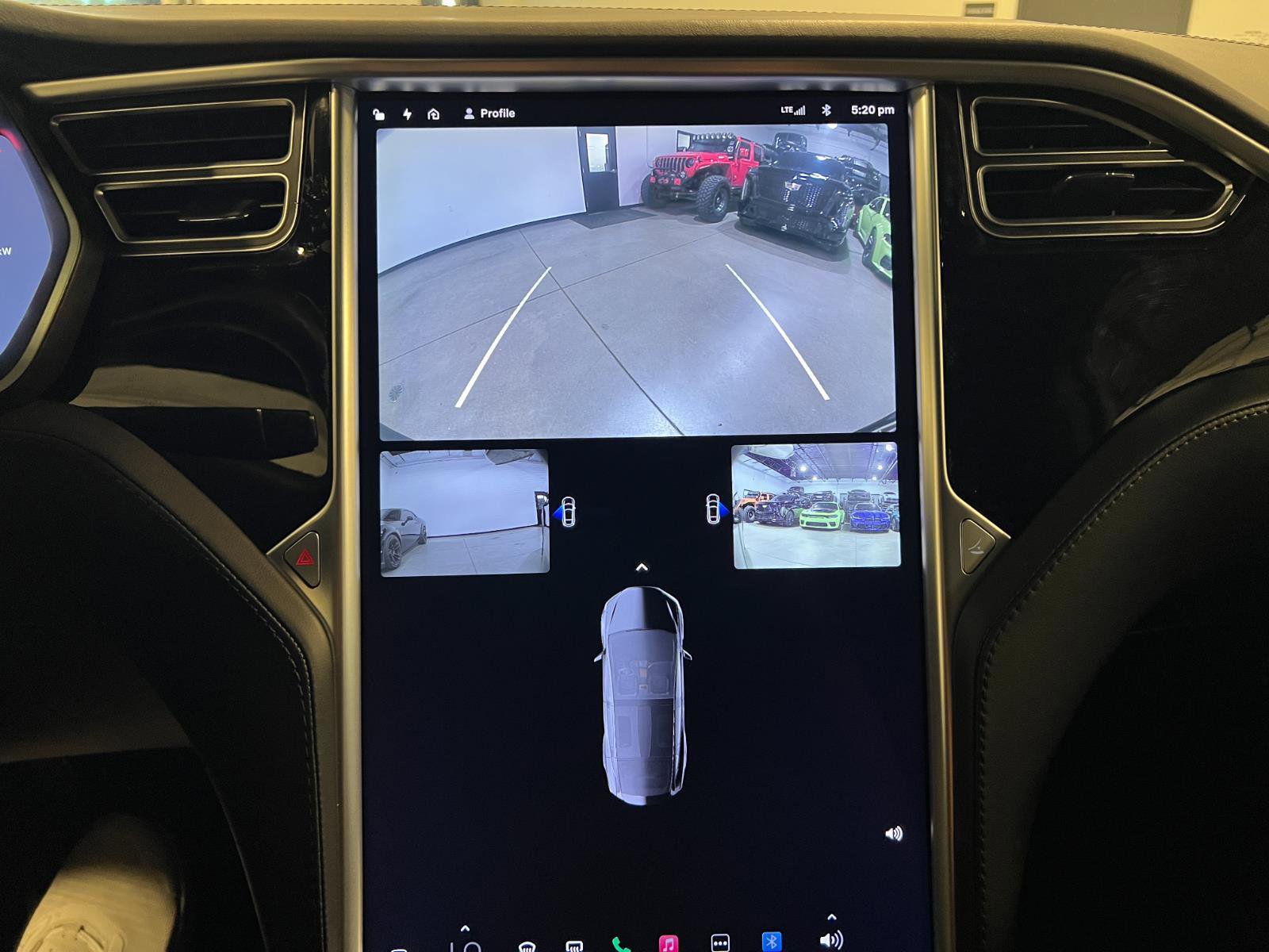 Used 2018 Tesla Model X 75D image 18