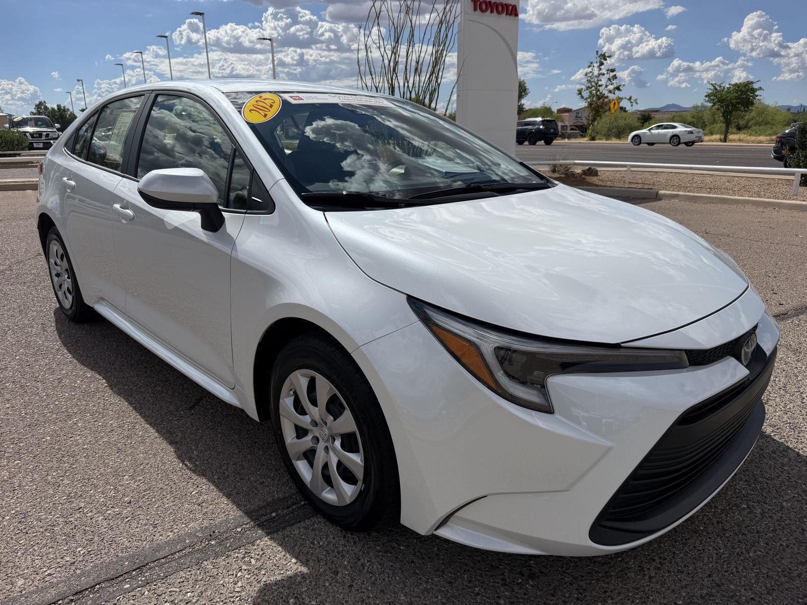 Used 2025 Toyota Corolla LE FWD image 8