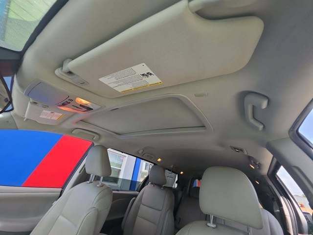 Used 2020 Toyota Sienna XLE FWD image 11