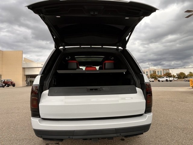 Used 2019 Land Rover Range Rover Long Wheelbase Autobiography image 30