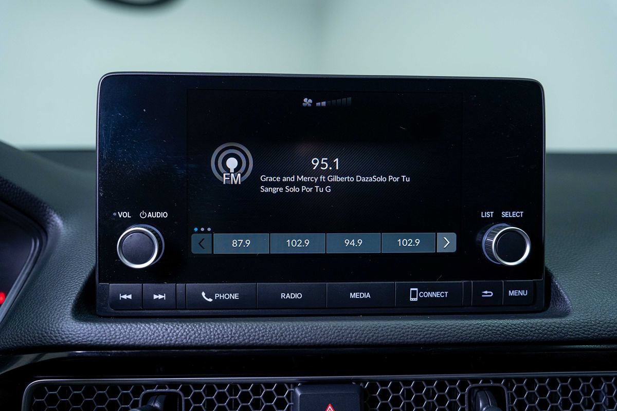 Used 2022 Honda Civic EX image 5