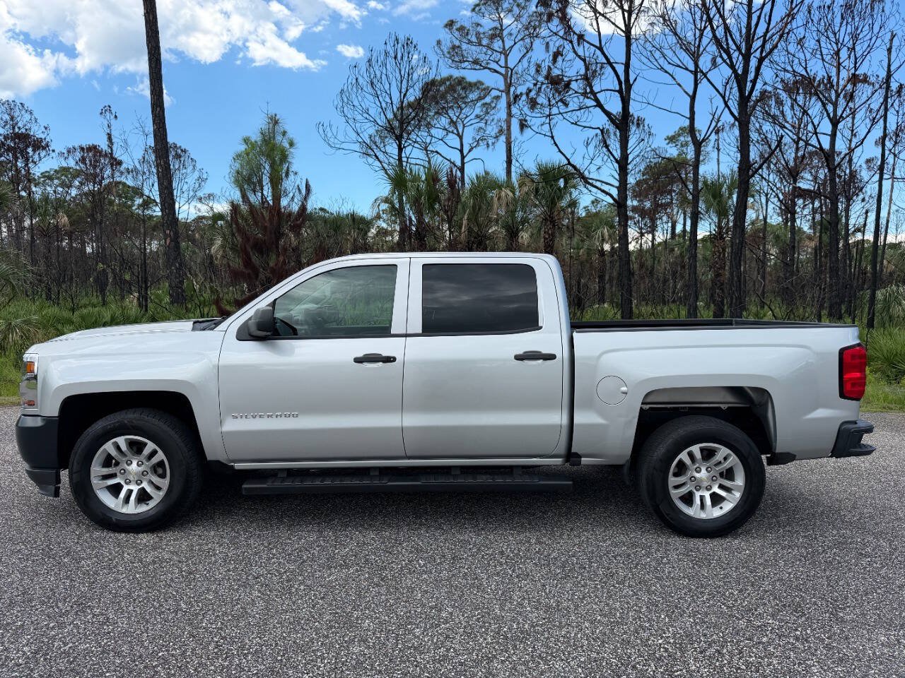 Used 2018 Chevrolet Silverado 1500 W/T w/ Special Service Package AWD/4WD image 2