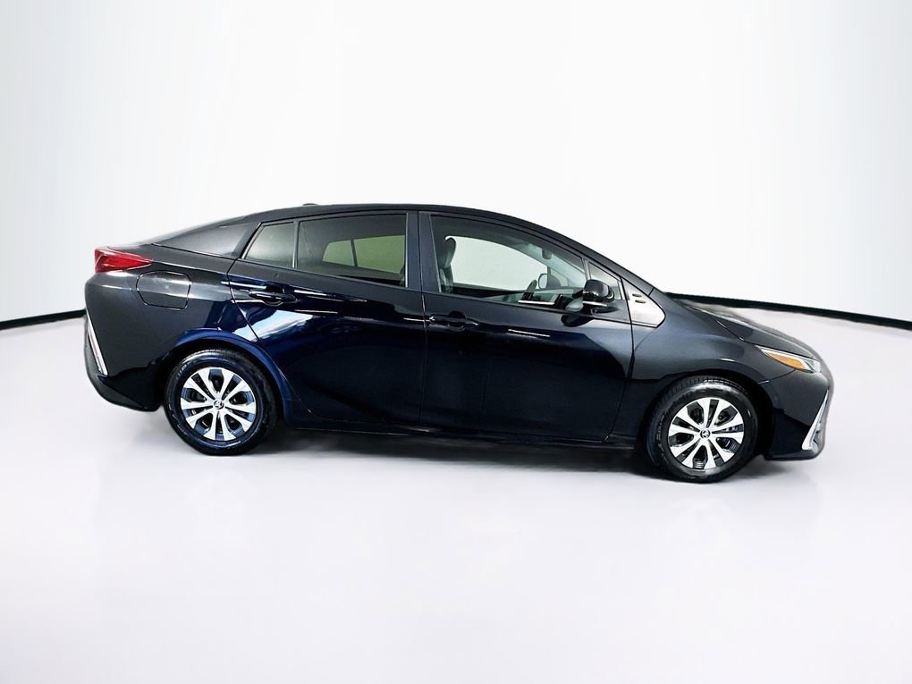 Used 2021 Toyota Prius Prime Limited image 11