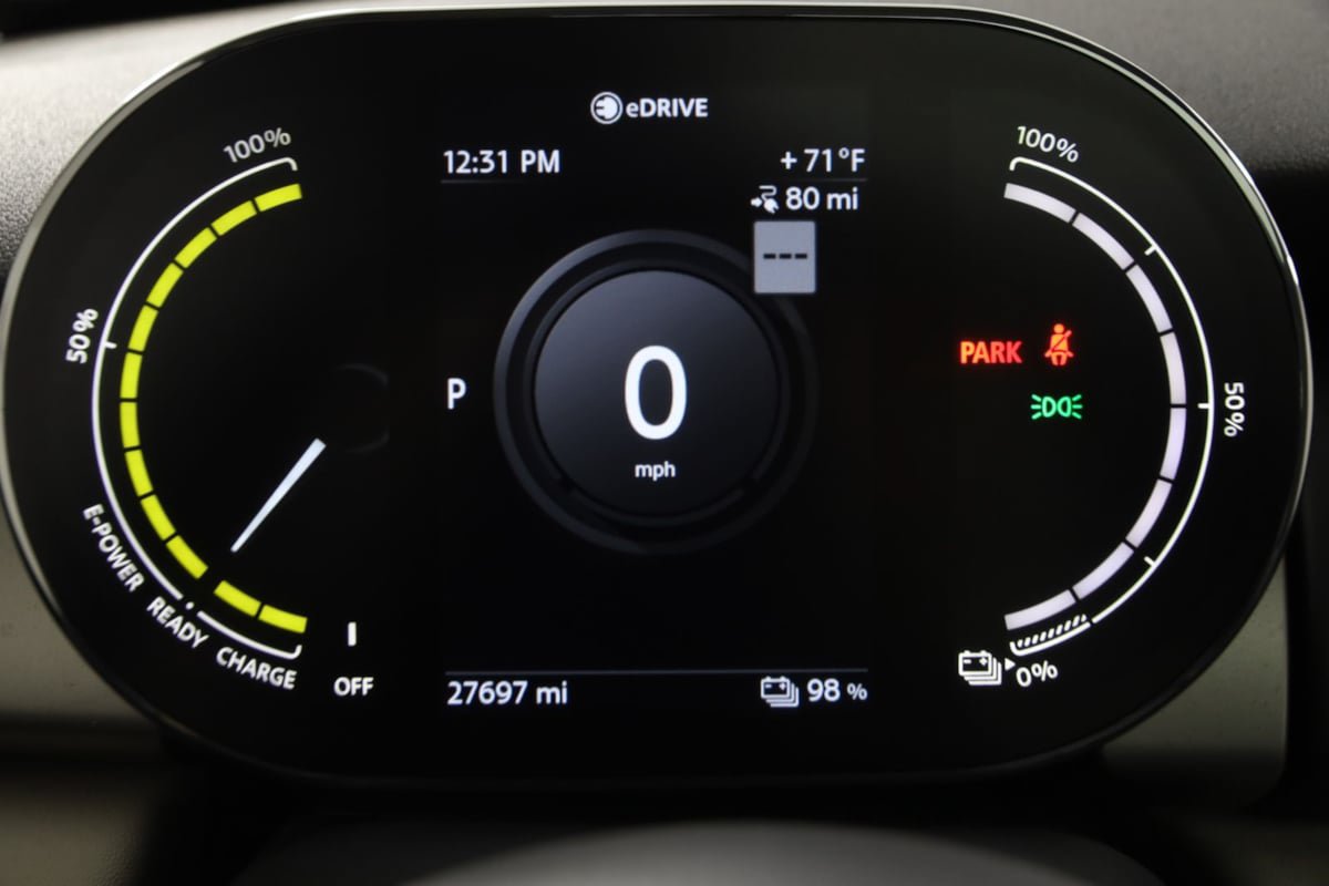 Used 2021 MINI Cooper SE w/ 6.5" Touchscreen Package FWD image 19