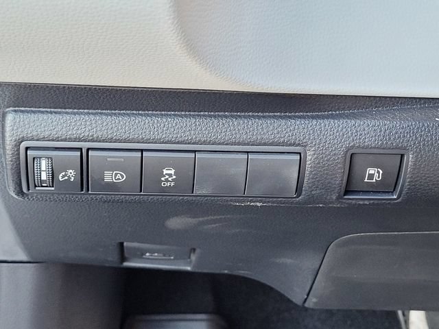 Certified 2025 Toyota Corolla SE w/ Convenience Package FWD image 17