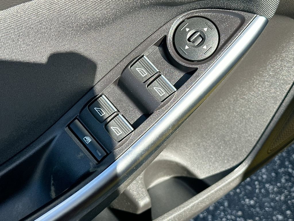 Used 2017 Ford Focus ST image 18