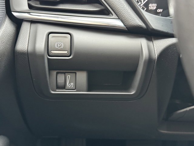 Certified 2022 Cadillac CT4 Luxury w/ Sun And Sound Package image 34