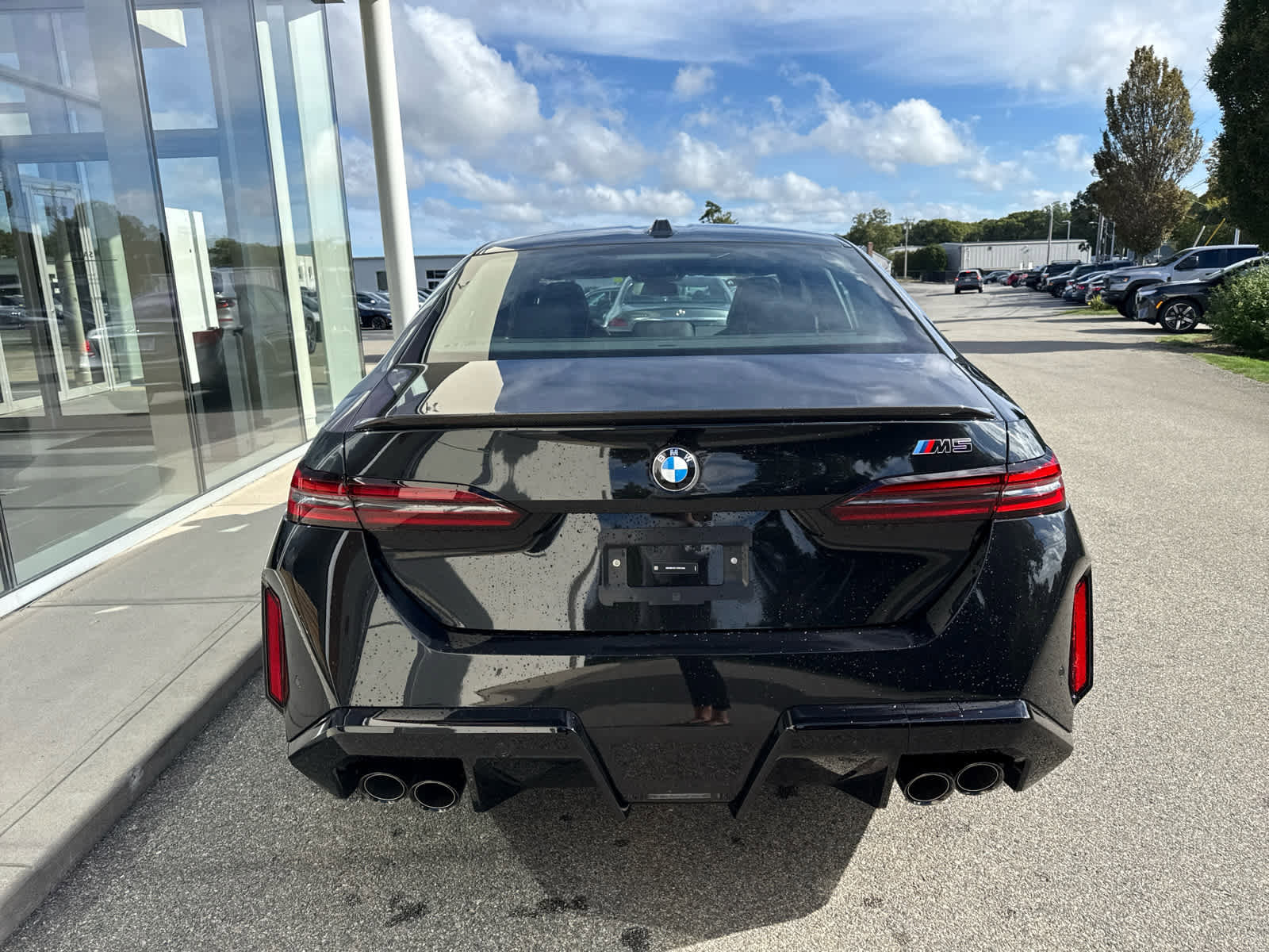 New 2026 BMW M5 w/ Carbon Package image 5