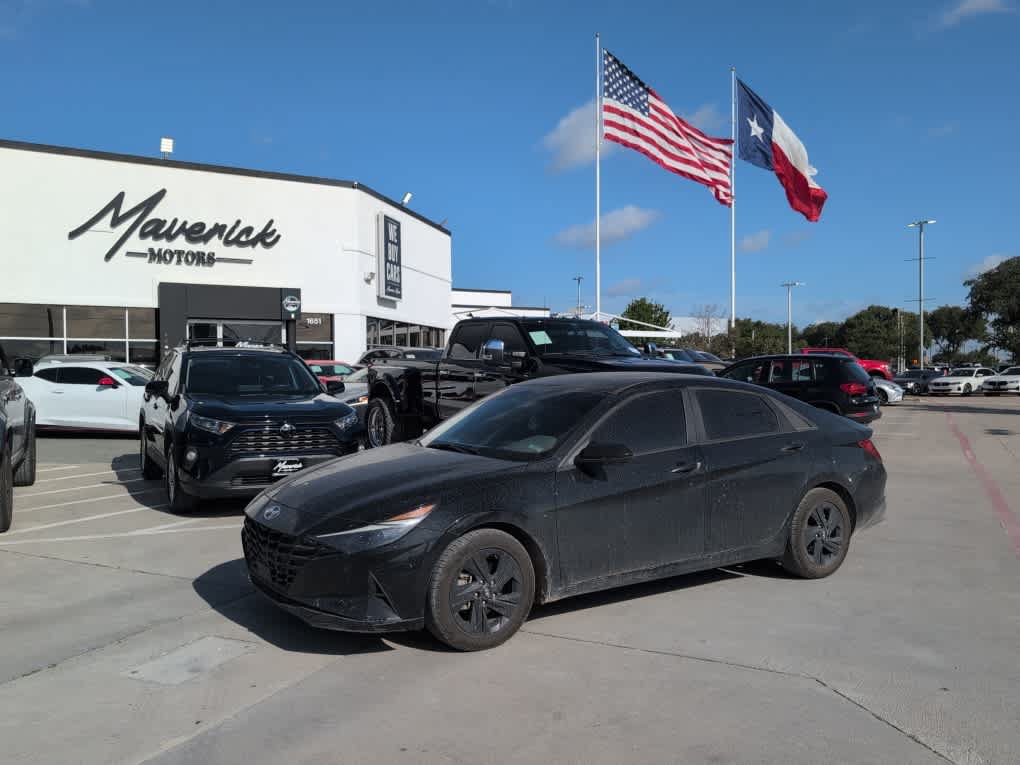 Used 2021 Hyundai Elantra SEL w/ Convenience Package FWD image 1