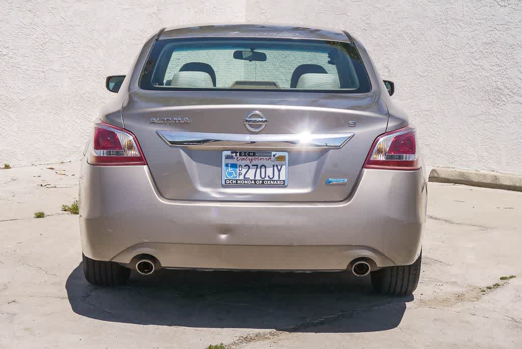 Used 2013 Nissan Altima 2.5 S FWD image 8