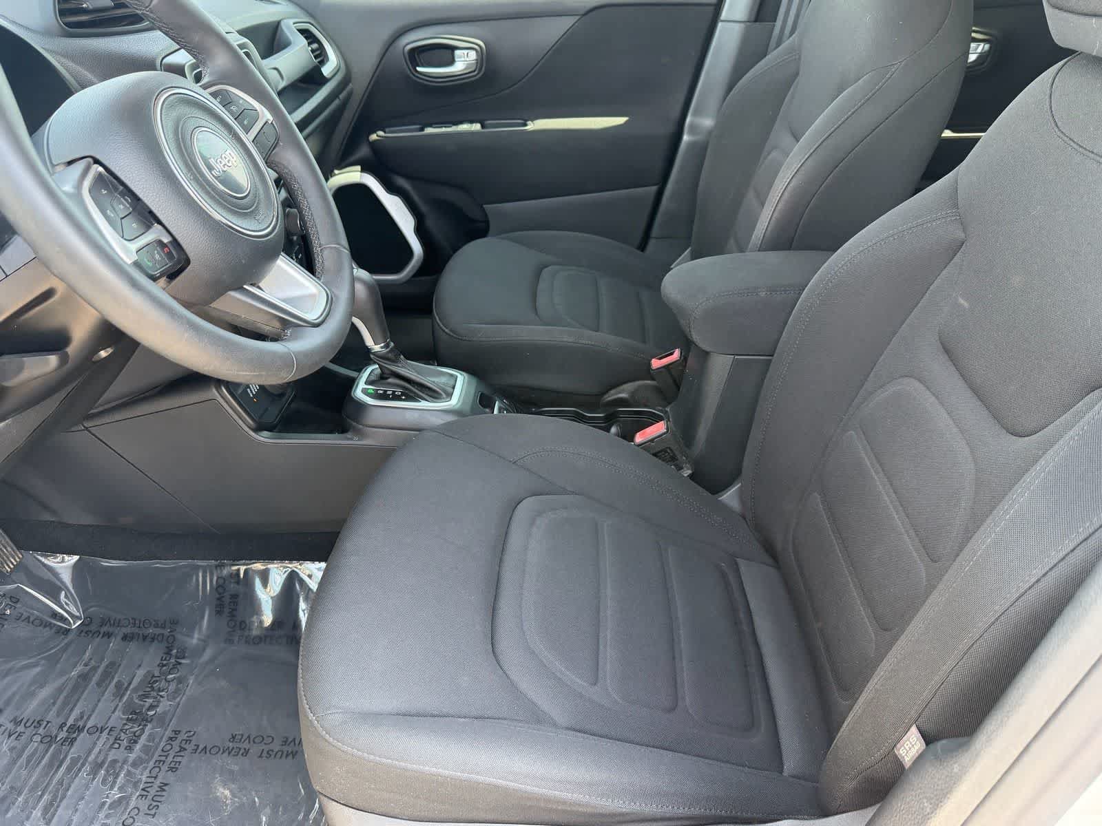 Used 2019 Jeep Renegade Latitude w/ Popular Equipment Group AWD/4WD image 20