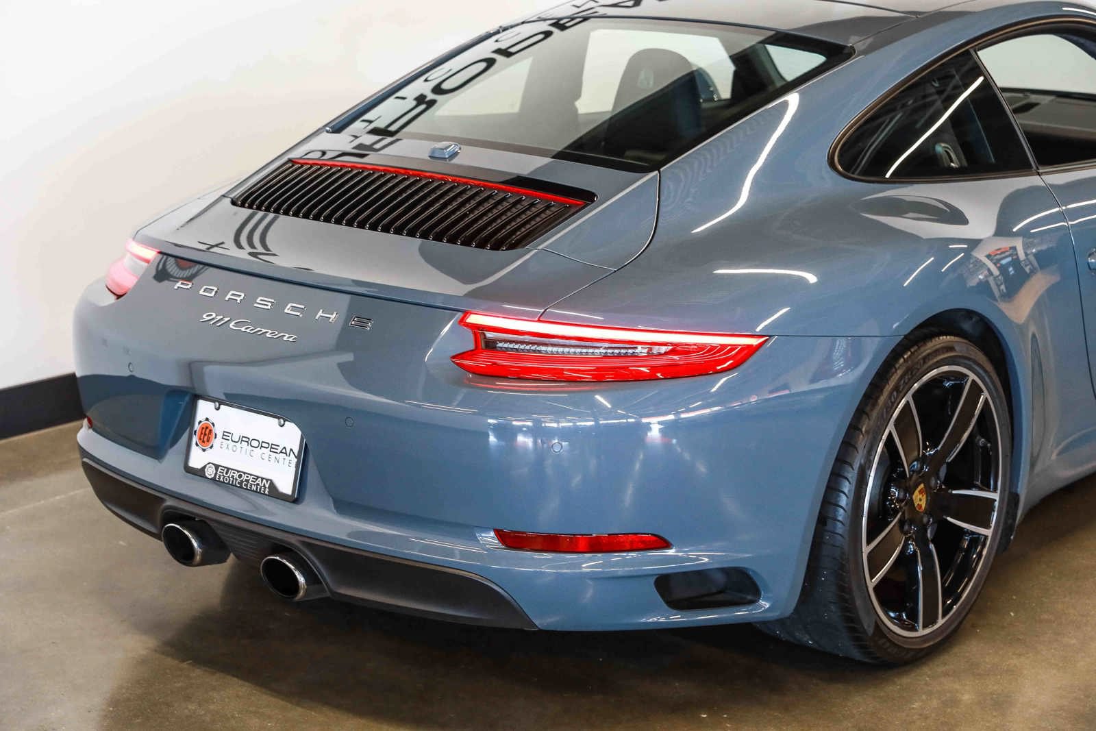 Used 2017 Porsche 911 Carrera image 21