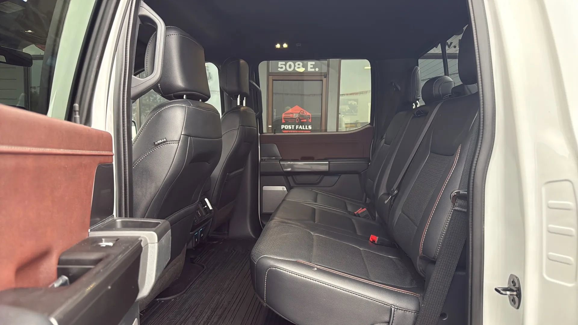 Used 2021 Ford F150 Lariat w/ Equipment Group 502A High image 6