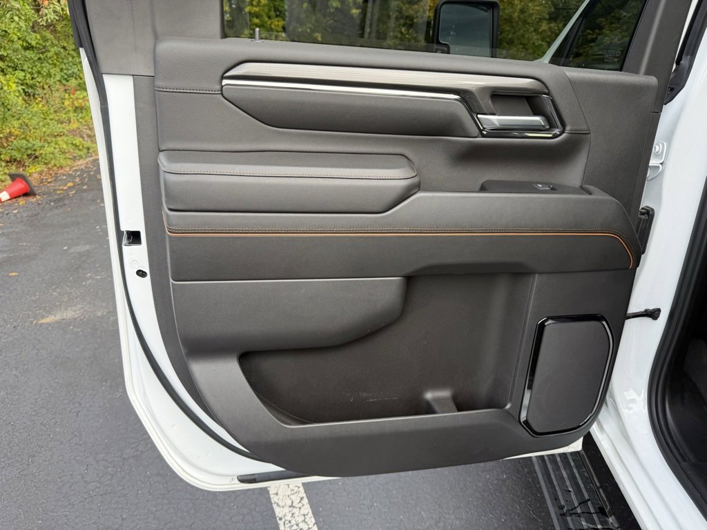 Used 2024 GMC Sierra 3500 AT4 w/ AT4 Premium Plus Package image 15