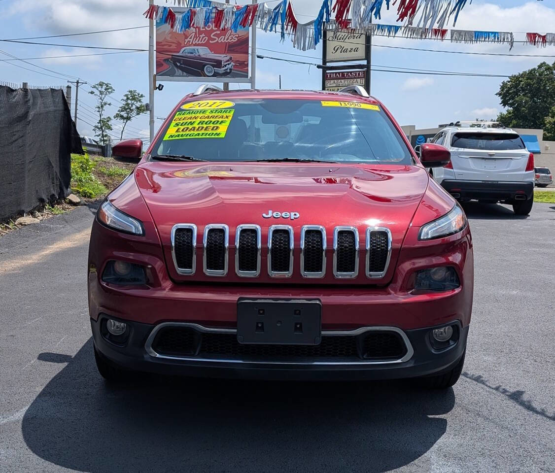 Used 2017 Jeep Cherokee Limited image 9