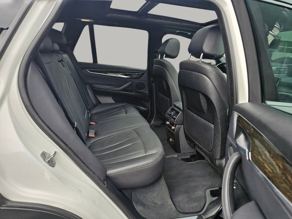 Used 2018 BMW X5 xDrive40e AWD/4WD image 24