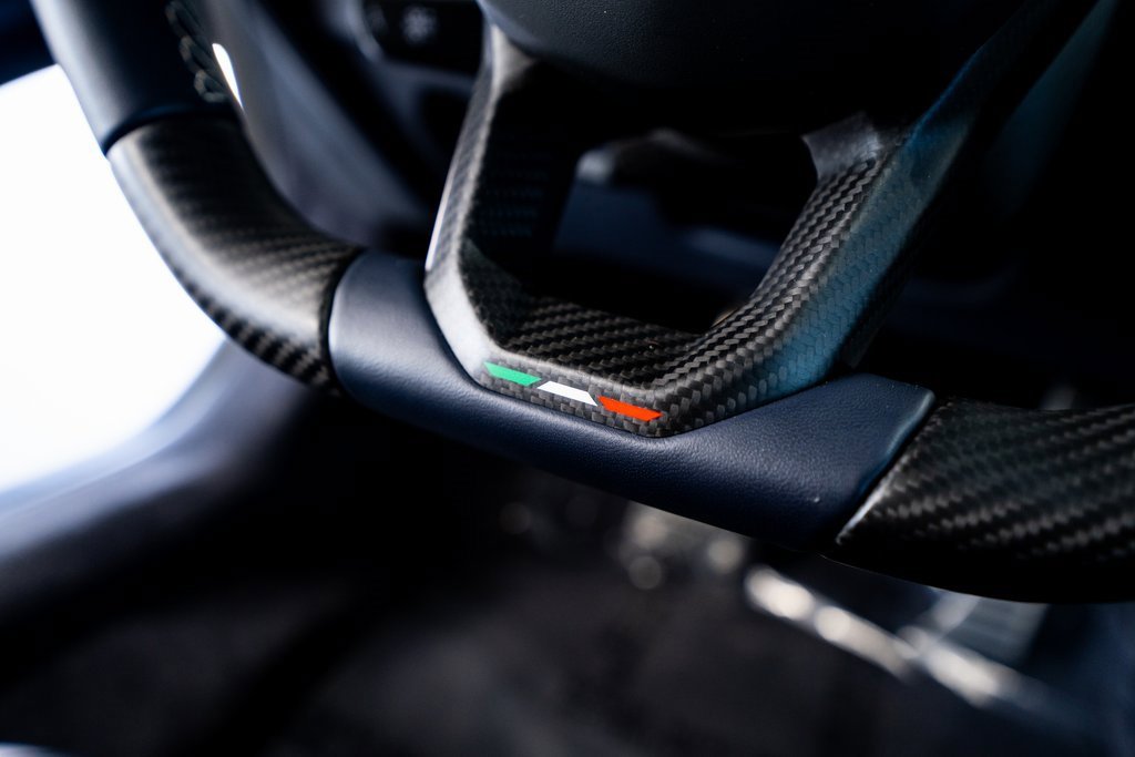 Used 2024 Lamborghini Revuelto image 45