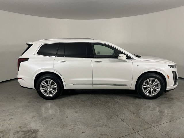Certified 2022 Cadillac XT6 Luxury FWD image 9