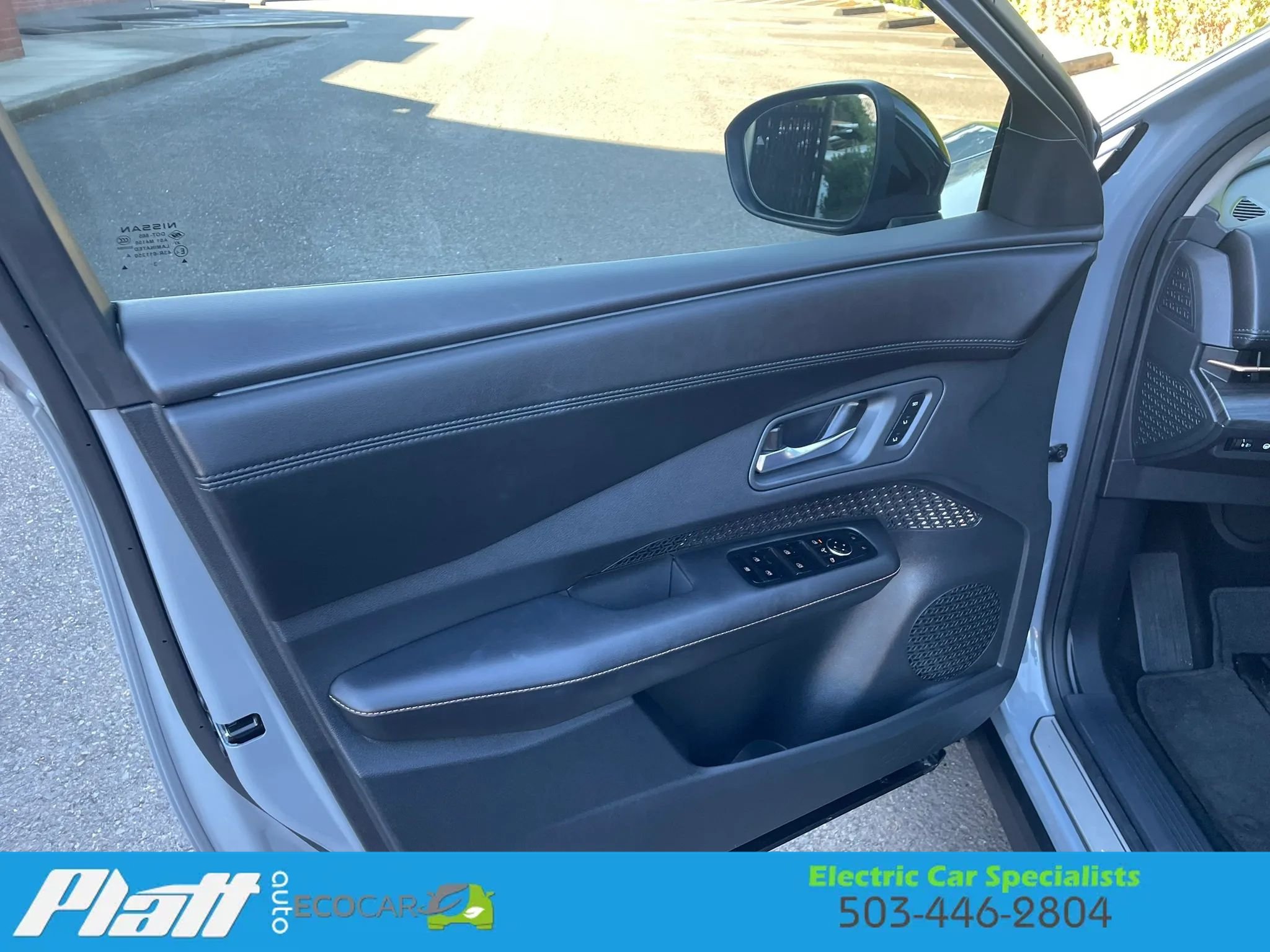 Used 2024 Nissan Ariya FWD image 18