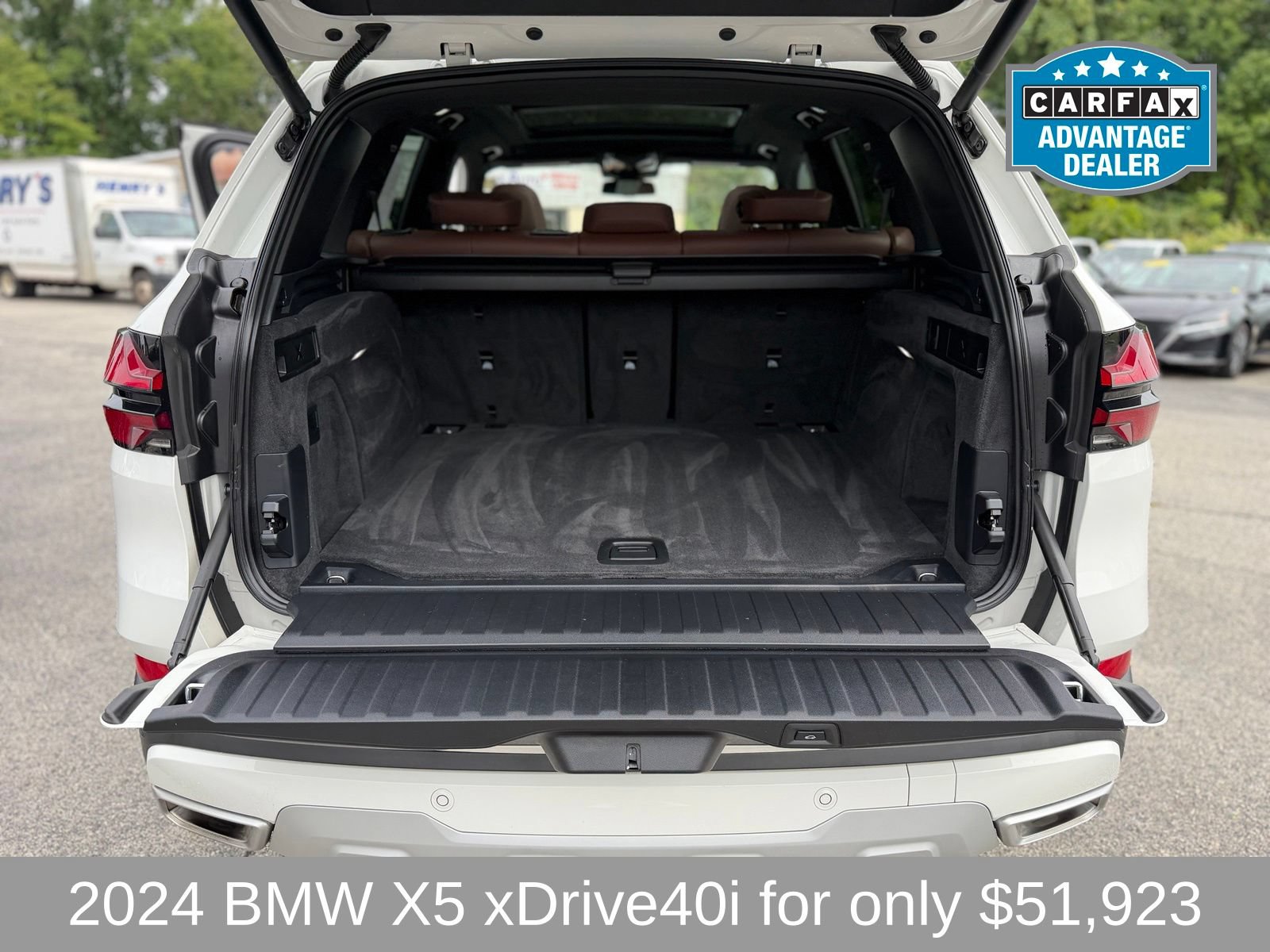 Used 2024 BMW X5 xDrive40i w/ Premium Package AWD/4WD image 10
