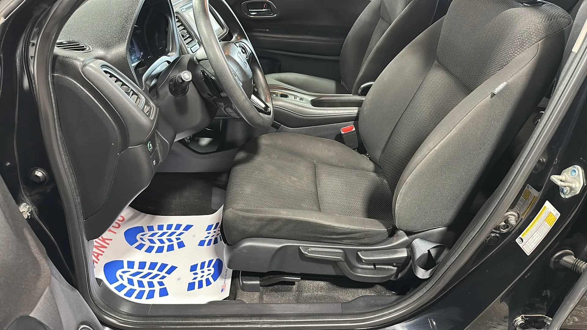 Used 2018 Honda HR-V EX image 9
