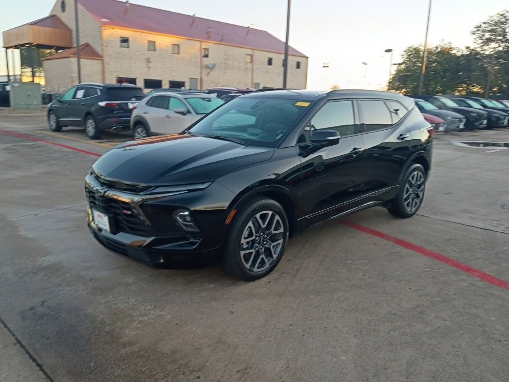 Used 2025 Chevrolet Blazer RS