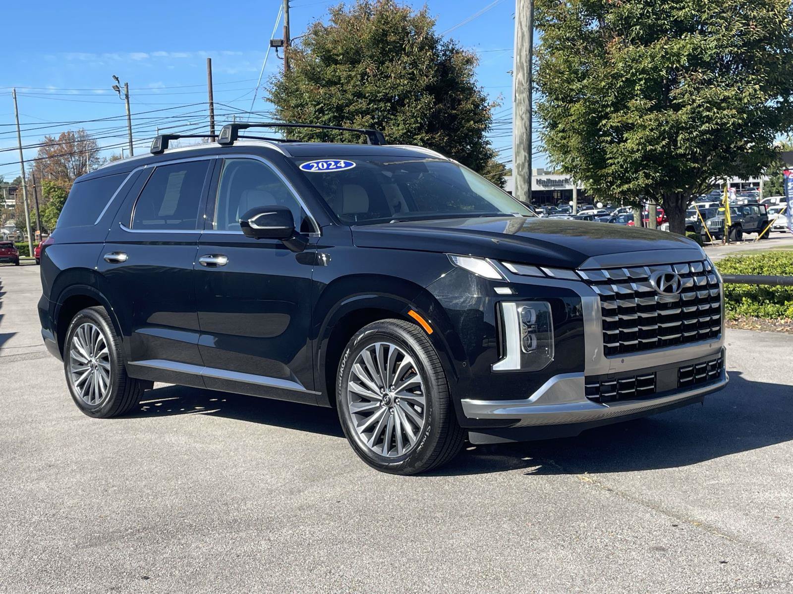 Used 2024 Hyundai Palisade Calligraphy FWD image 1