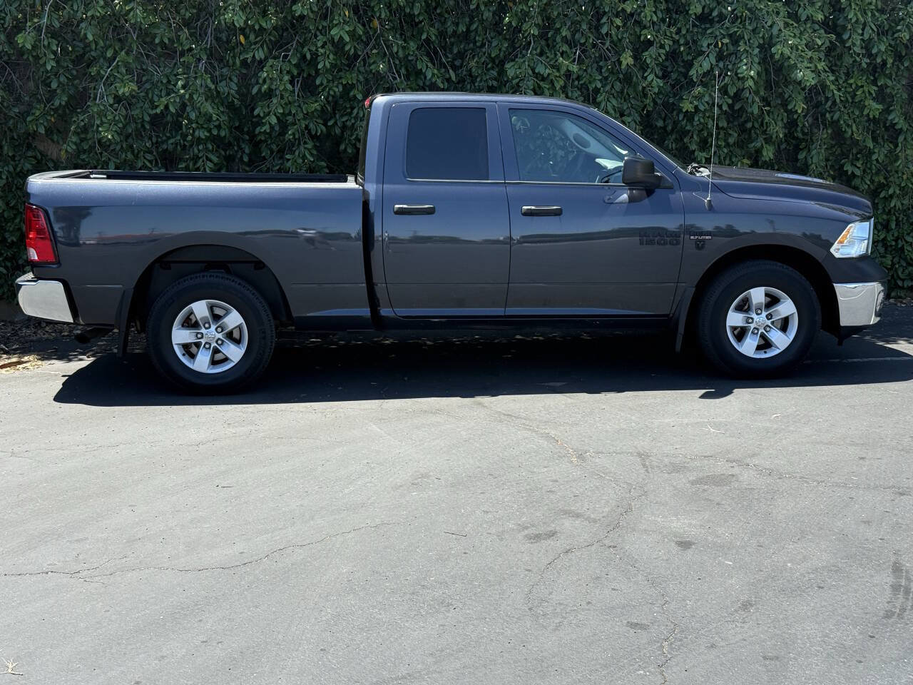 Used 2015 RAM 1500 ST w/ SXT Appearance Group RWD image 7