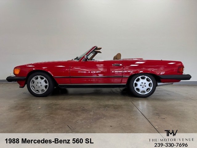 Used 1988 Mercedes-Benz 560 SL image 8