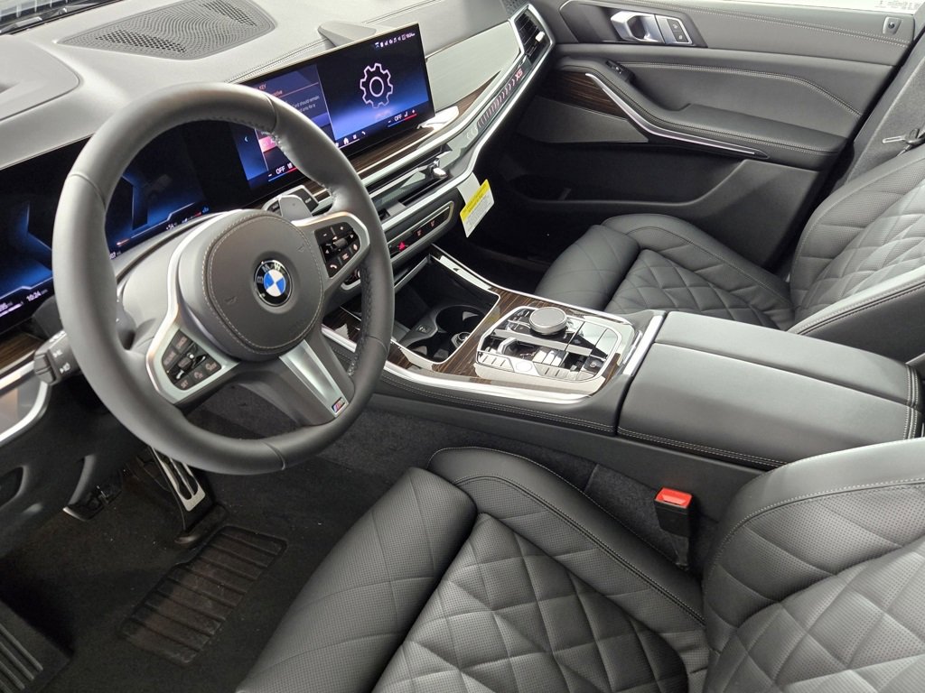 New 2026 BMW X5 xDrive40i w/ M Sport Package image 12