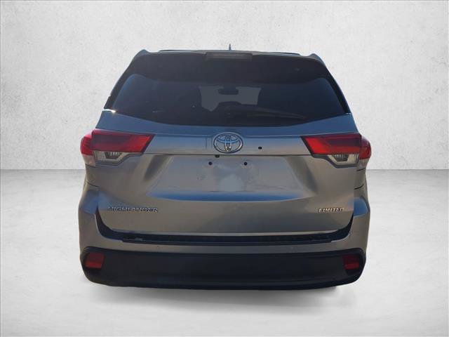 Used 2019 Toyota Highlander Limited FWD image 7