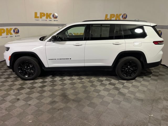 Used 2024 Jeep Grand Cherokee L Altitude AWD/4WD image 6