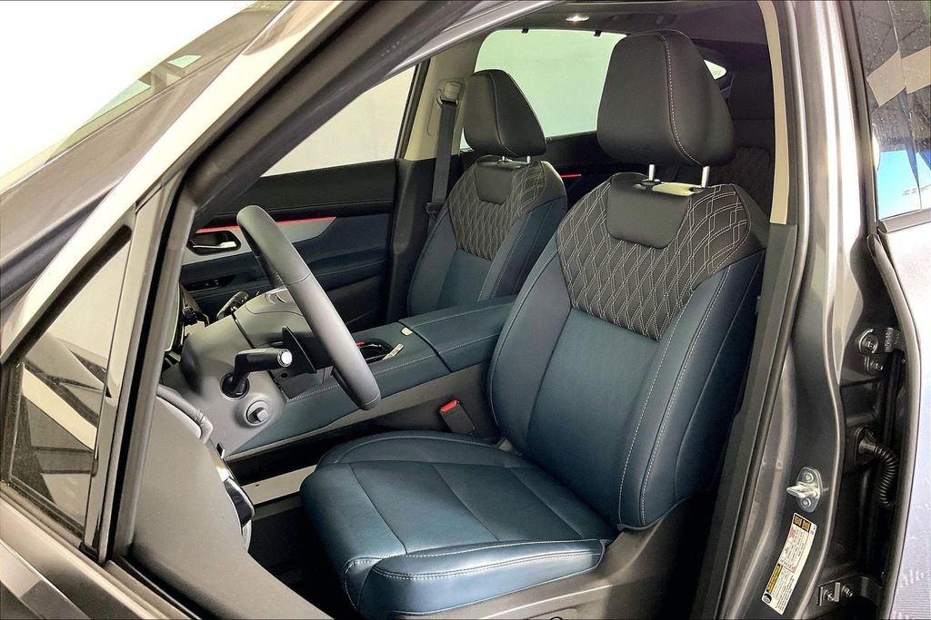 New 2026 Nissan Murano Platinum w/ Cargo Package image 14