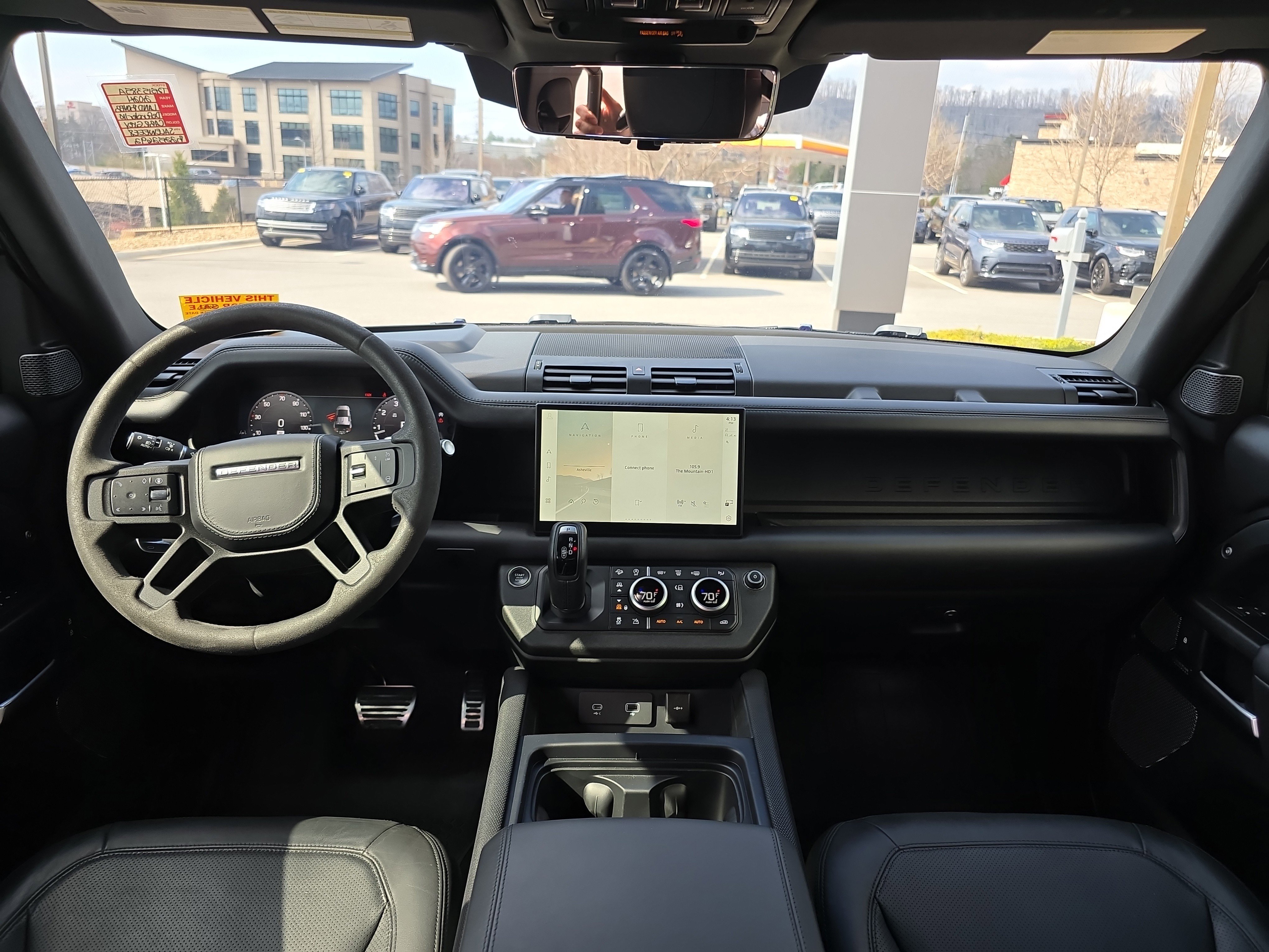 Used 2024 Land Rover Defender 110 Carpathian Edition image 18