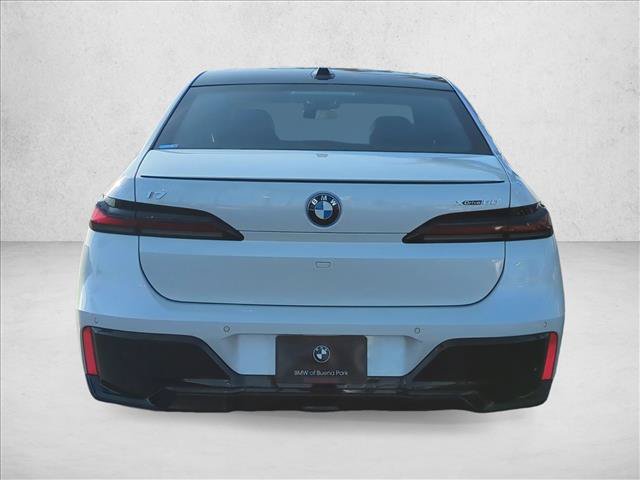 New 2026 BMW i7 xDrive60 AWD/4WD image 8