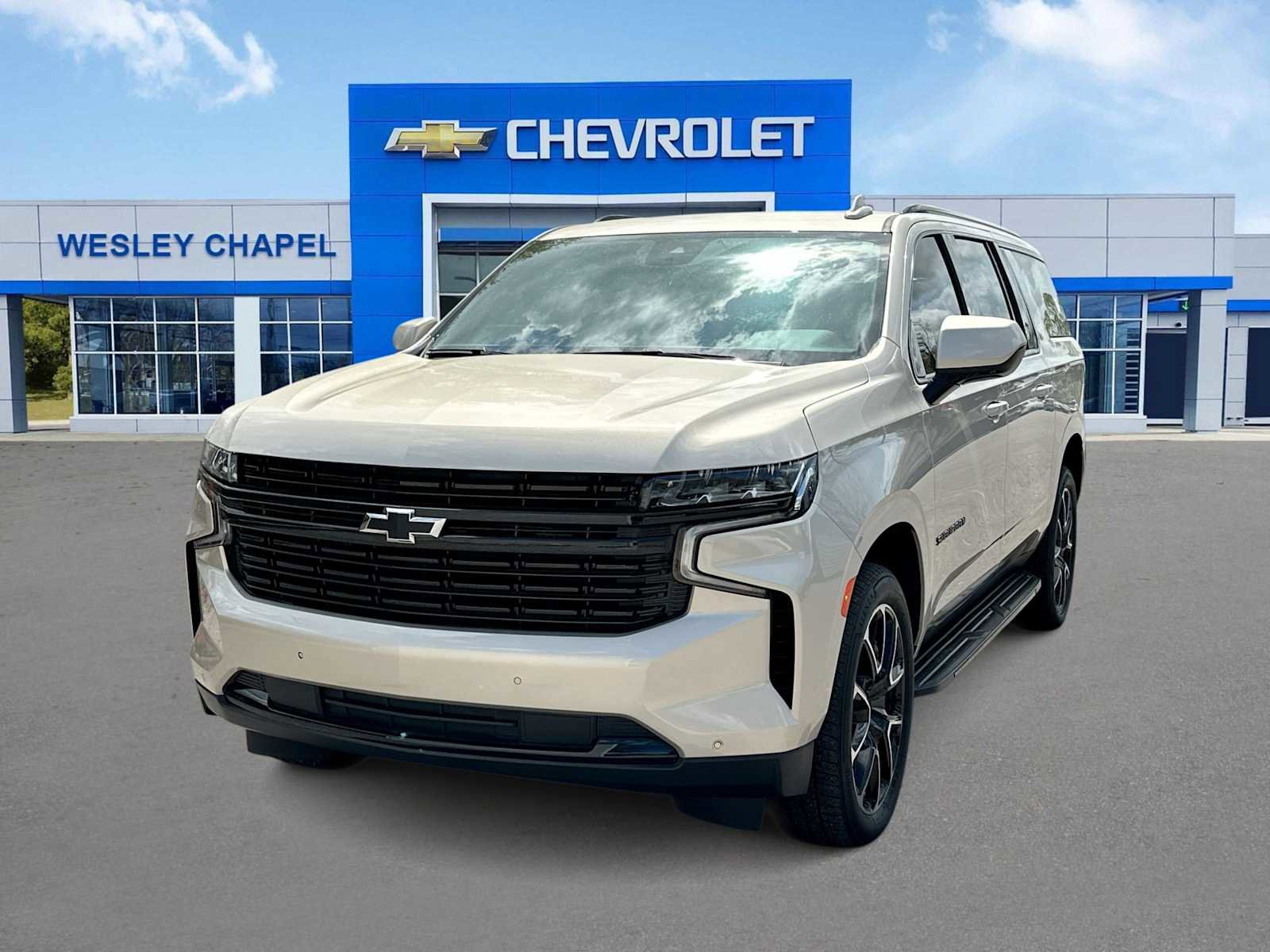 Used 2023 Chevrolet Suburban RST