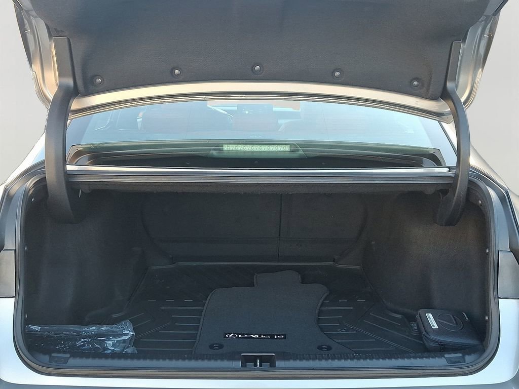 Used 2023 Lexus IS 350 F Sport image 28