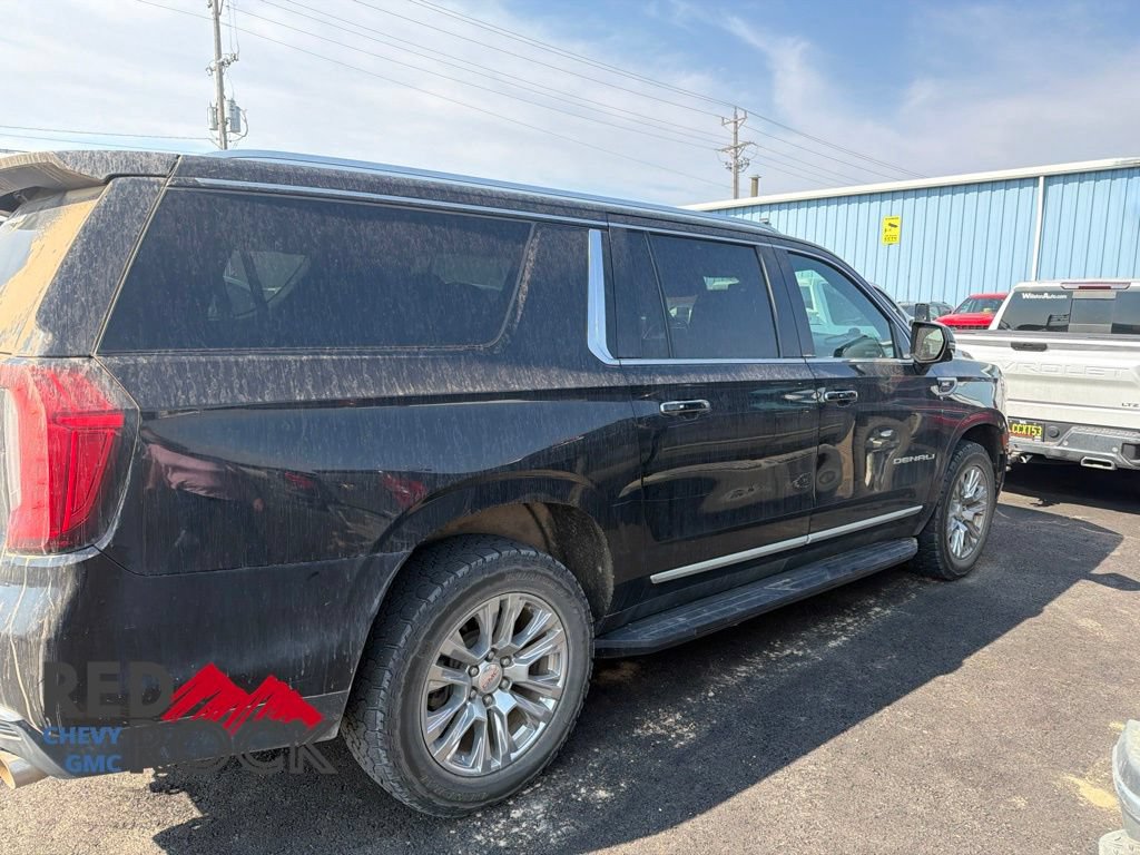 Used 2021 GMC Yukon XL Denali AWD/4WD image 2