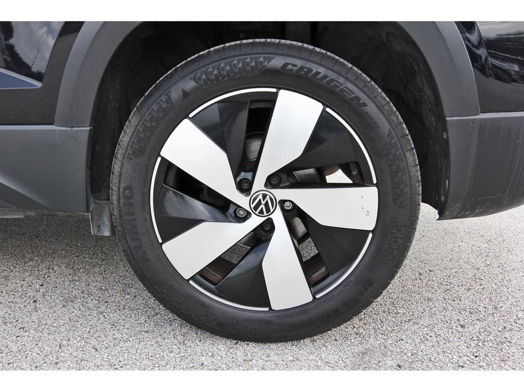 Certified 2024 Volkswagen Taos S AWD/4WD image 34