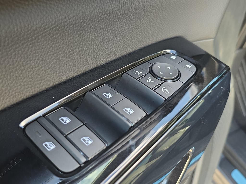 New 2026 Nissan Pathfinder Platinum AWD/4WD image 23